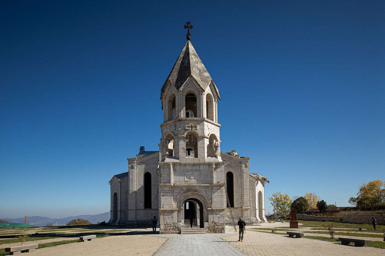 Ghazantchetsots_church_post-bombing_2020-10-24_cr.jpg