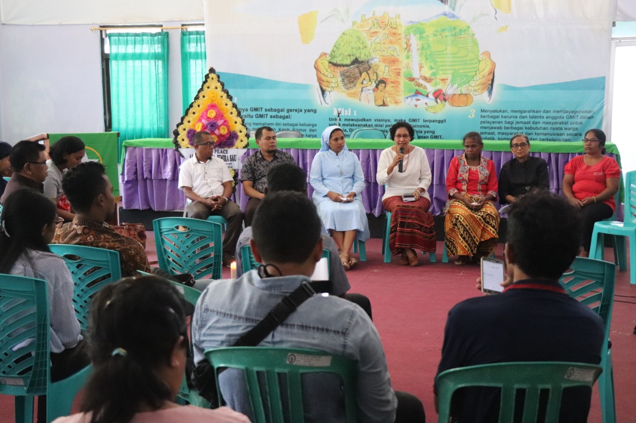 Indonesia_Karen_Campbell_Nelson_press_conference_12_Feb_2019.jpeg